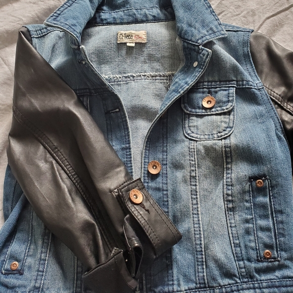 Crop denim jacket - Picture 3 of 5